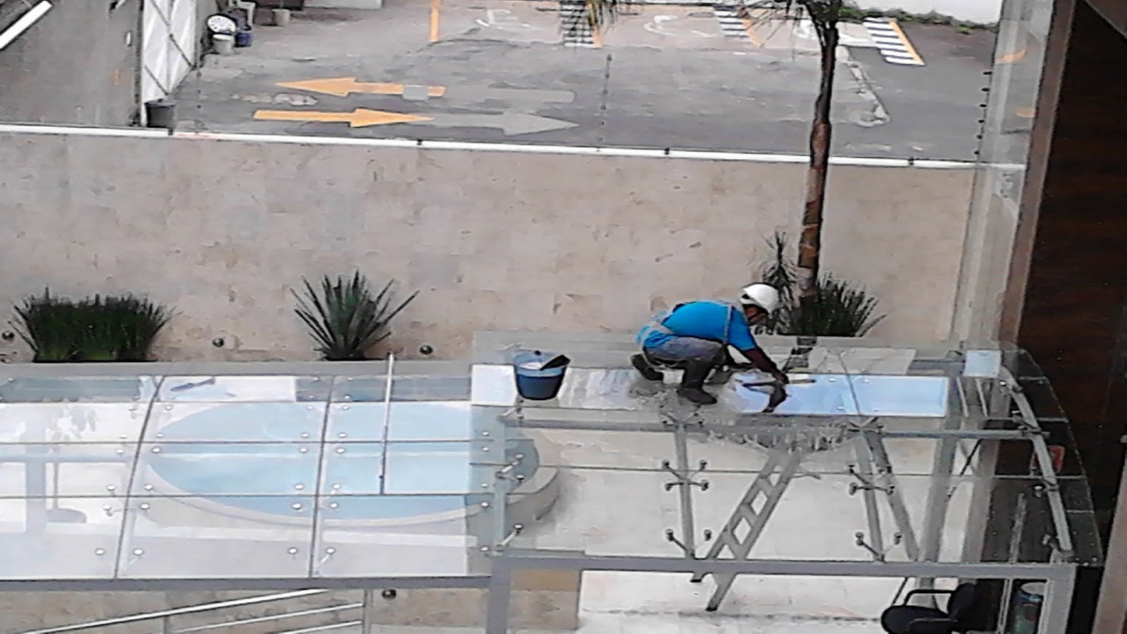 Precios accesibles de limpieza de vidrios en altura